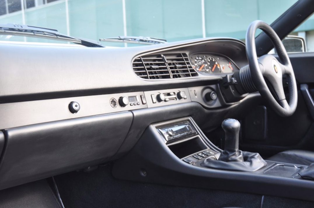 Porsche 944 S 2 Cabriolet gallery image 22