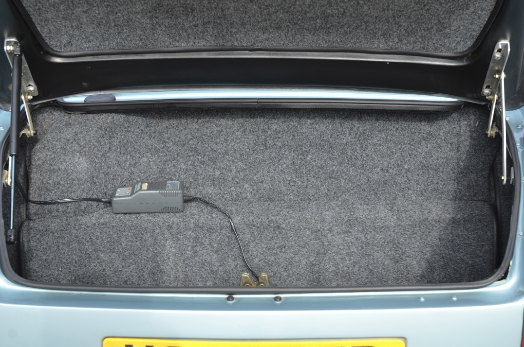 TVR Griffith 500 Manual Convertible gallery image 41