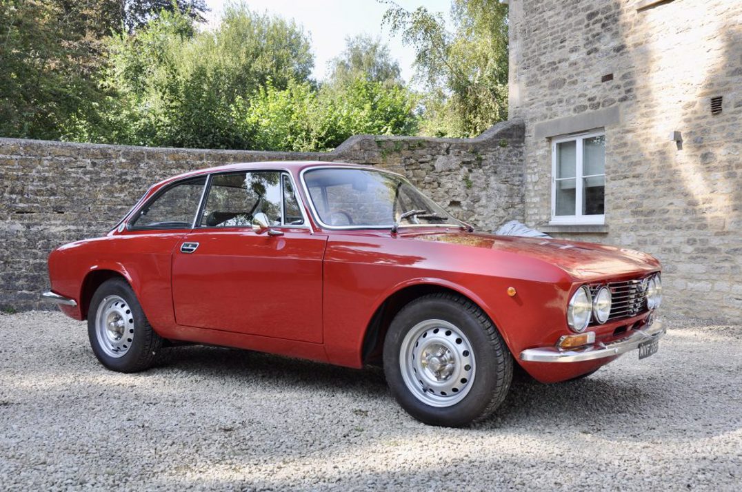 Alfa Romeo GT Junior 1600 cc gallery image 2