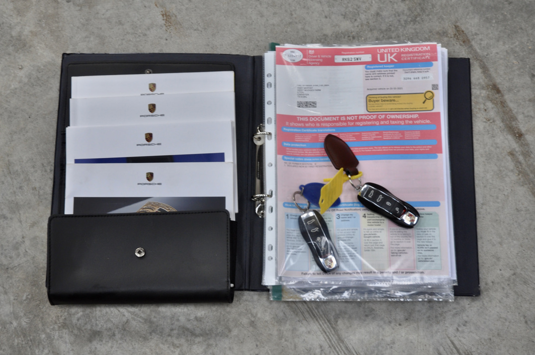 Porsche Boxster 2.7 PDK. gallery image 38