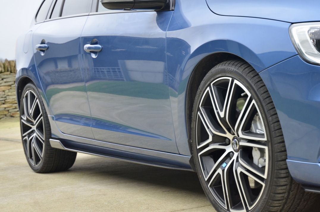 Volvo V60 Polestar T6 AWD Auto Estate gallery image 13