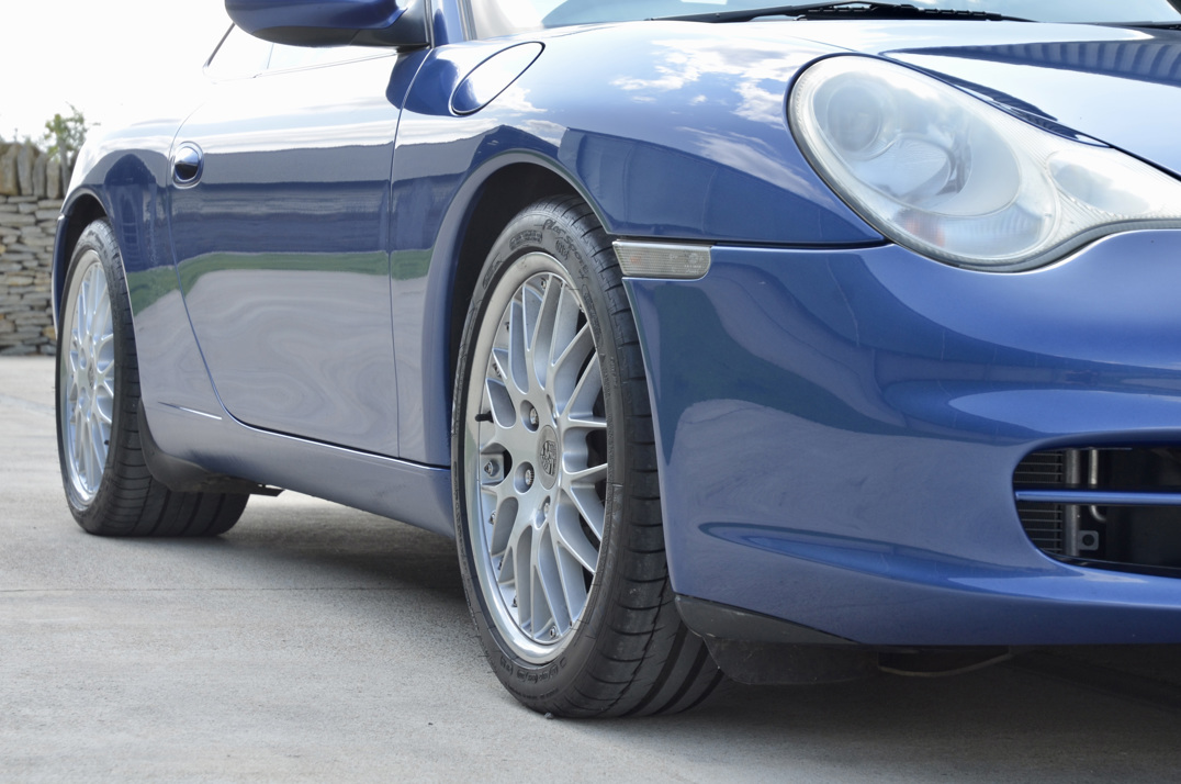 Porsche 911-996 Carrera Manual .. gallery image 14