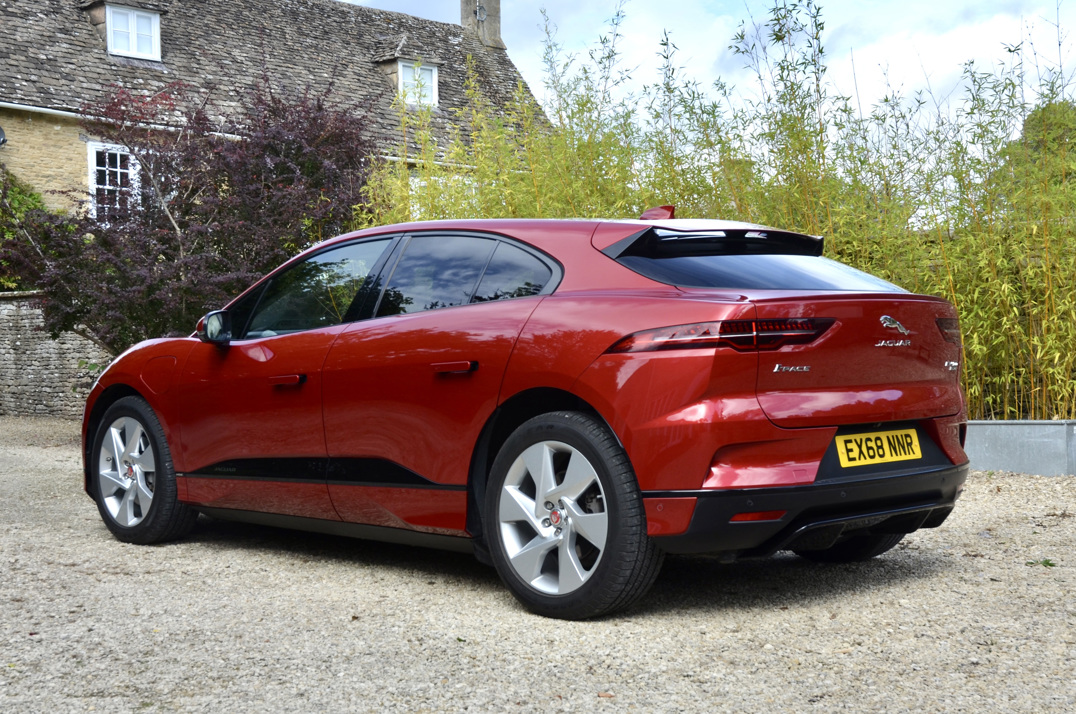 Jaguar - I Pace 400 - 90kWh HSE SUV 5dr Electric Auto 4WD (400 ps) gallery image 9
