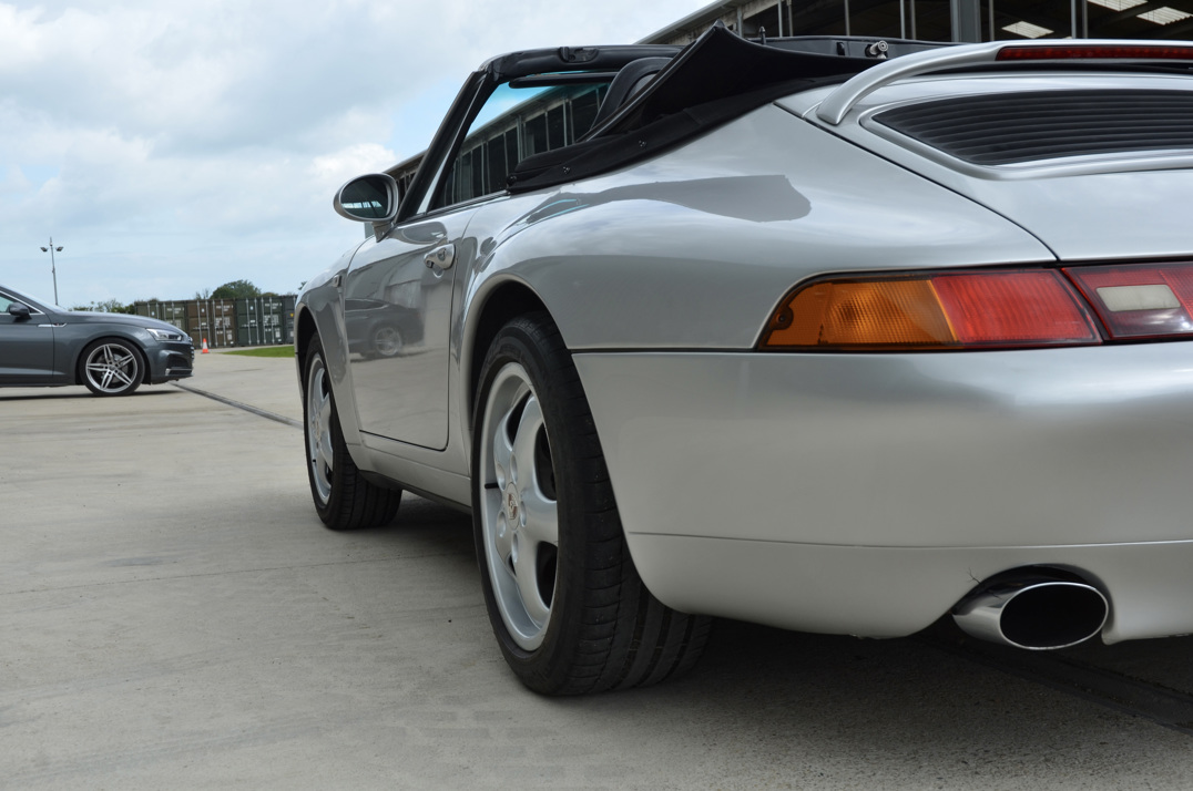 Porsche 993 Carrera  Cabriolet gallery image 20