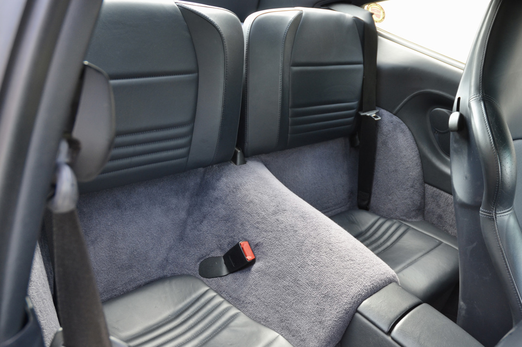 Porsche 911-996 Carrera Manual .. gallery image 33