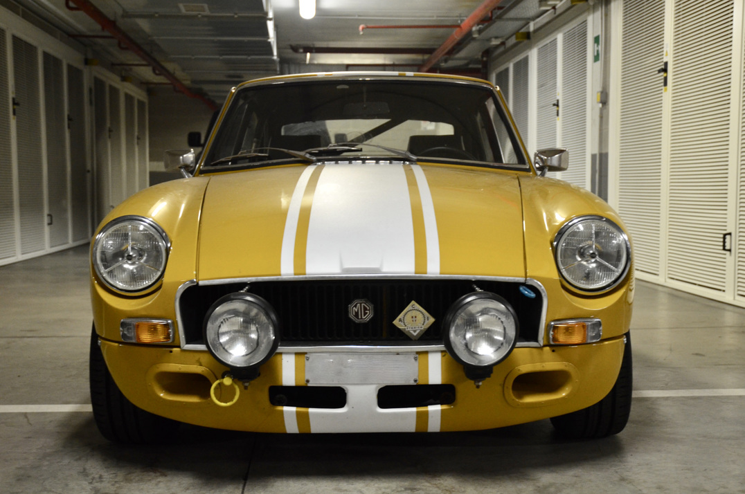 MGB GT gallery image 8