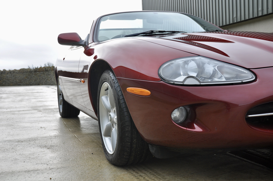 Jaguar XK8 Convertible gallery image 19