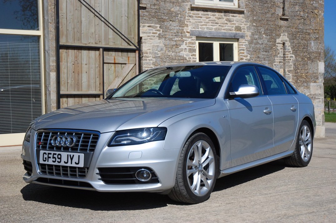 2009 59 Audi S4 3.0T FSI V6 Quattro gallery image 1