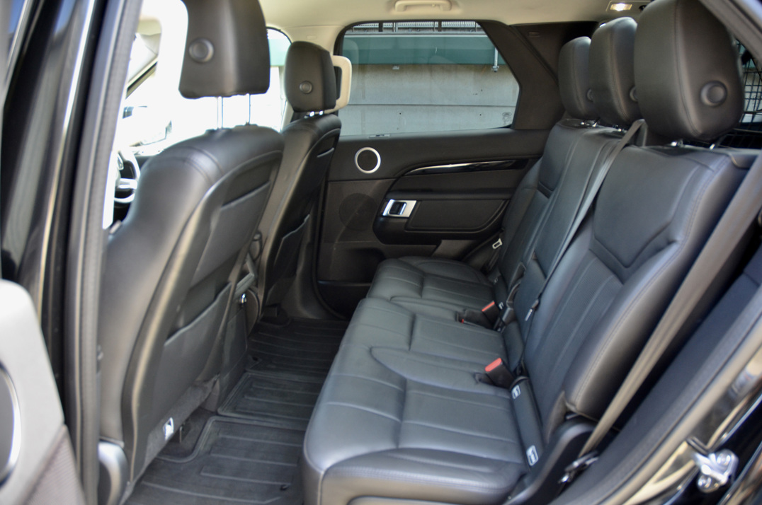 Land Rover Discovery 30 SDV6 SE Auto gallery image 44