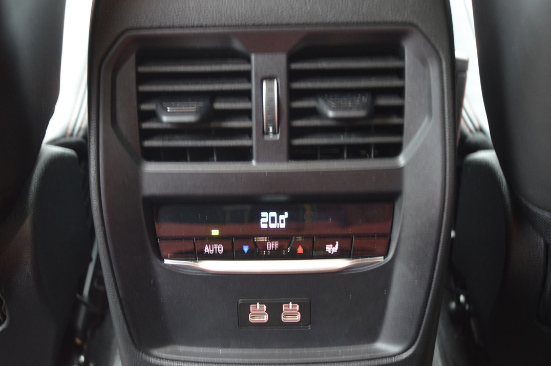 BMW - M340D MHEV X Drive Touring. gallery image 44