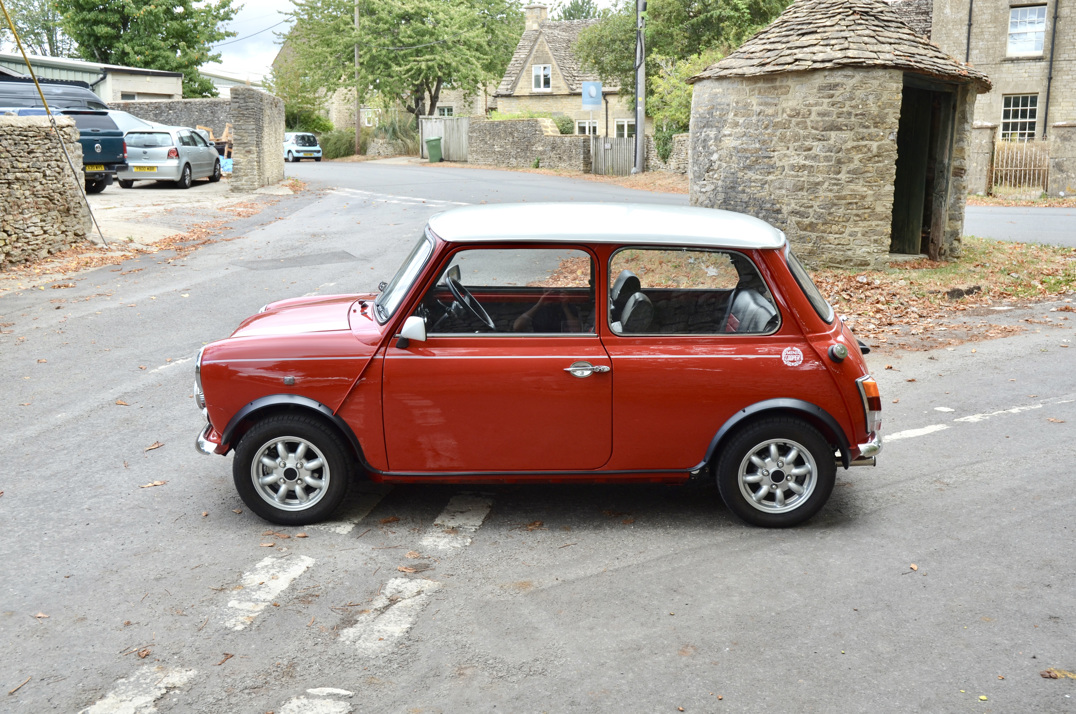 Mini Cooper 1275cc Fully restored gallery image 10