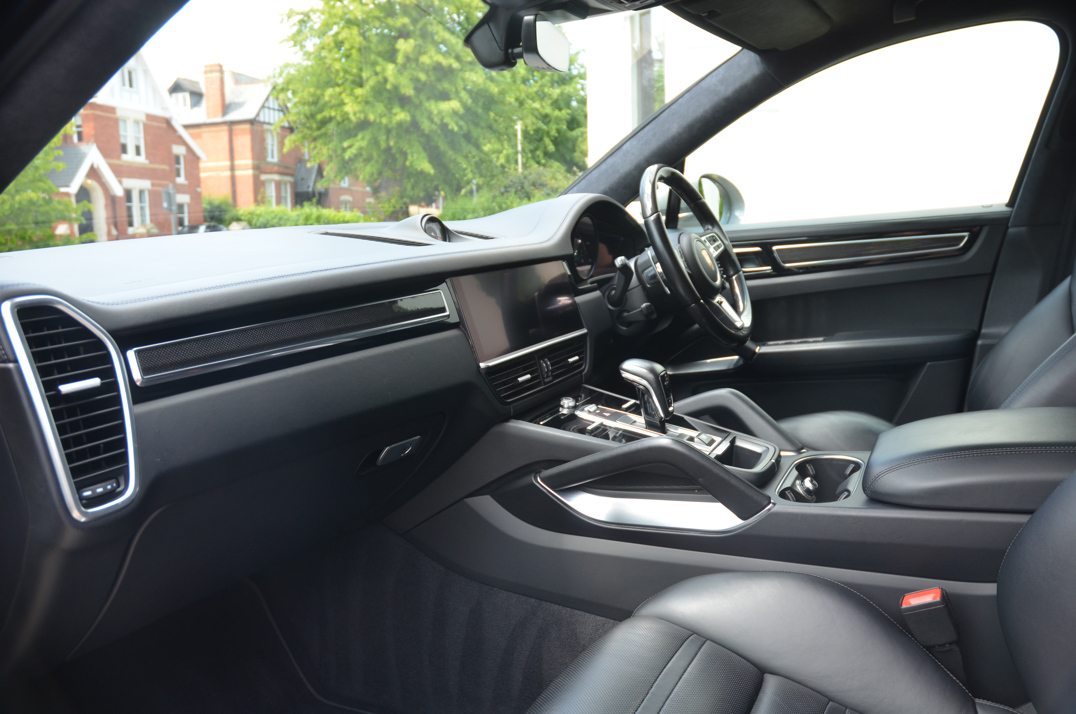 Porsche Cayenne Turbo Coupe gallery image 33