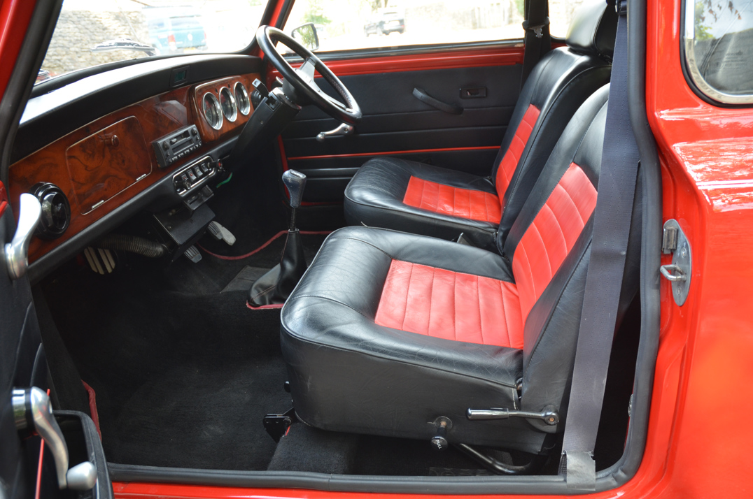 Mini Cooper 1275cc Fully restored gallery image 39