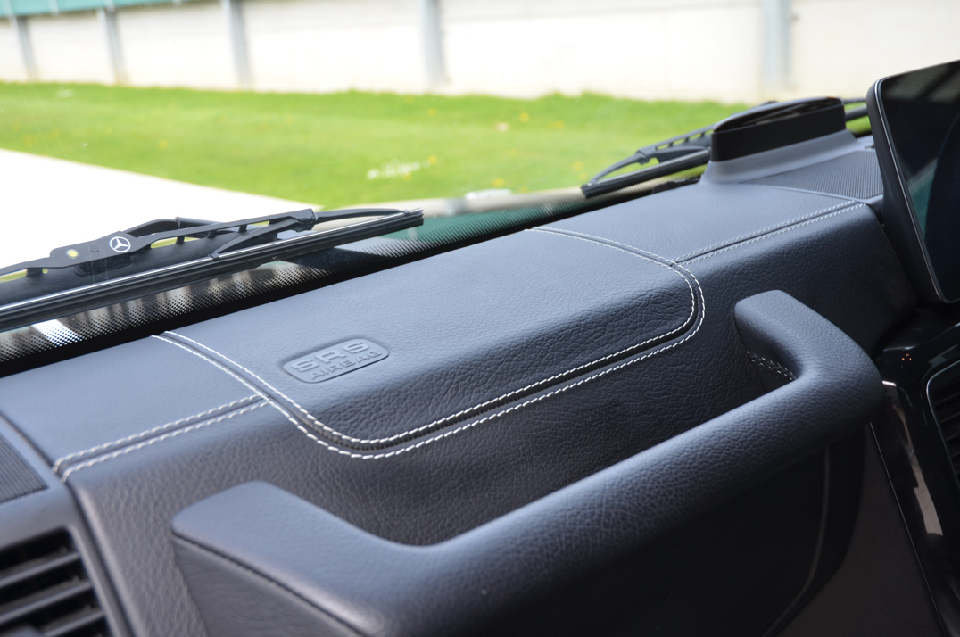 Mercedes G Wagon. G350 Night Edition D - 4 - Matic gallery image 38