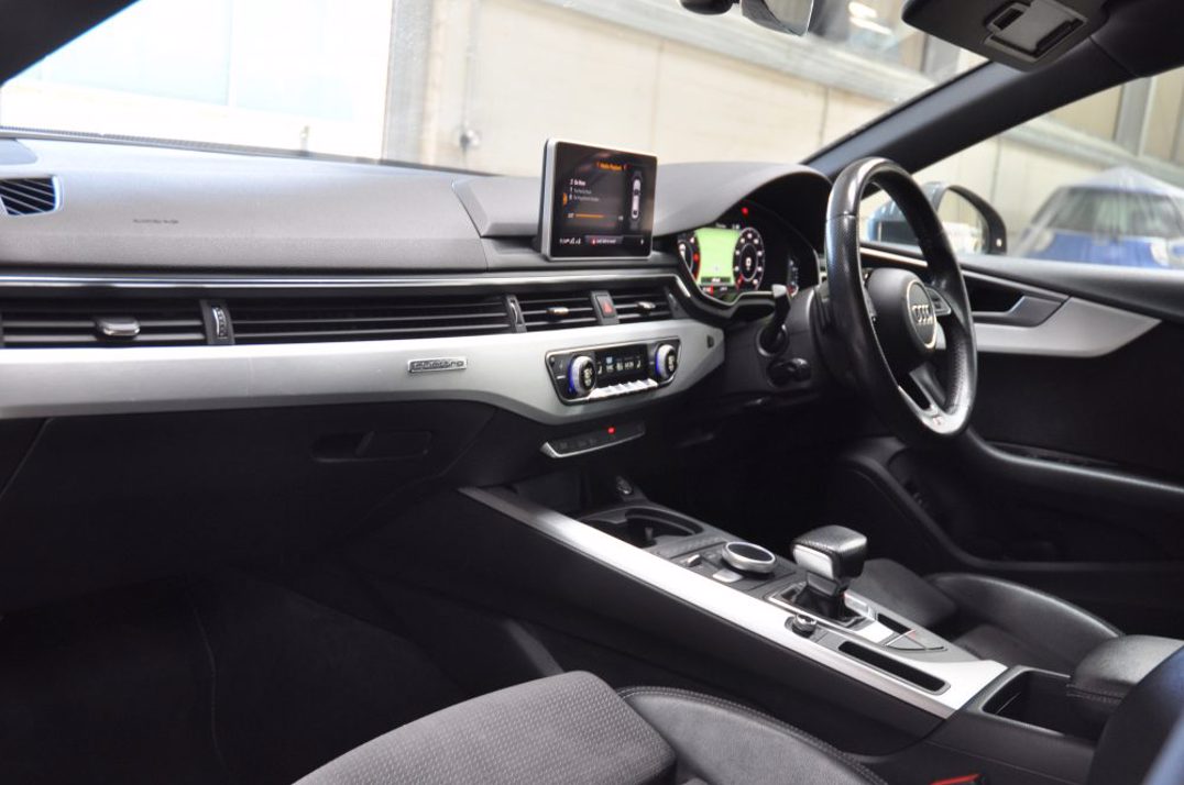 Audi A5 3.0 TDI S Line Quattro Sportback gallery image 14