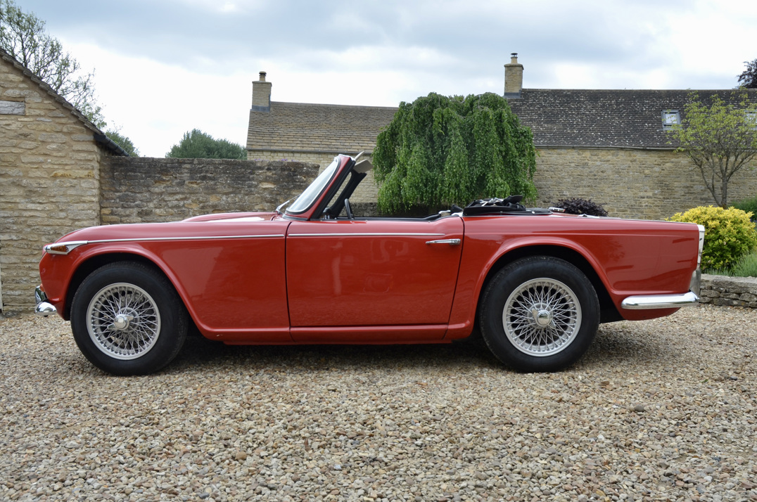 Triumph TR4A gallery image 16