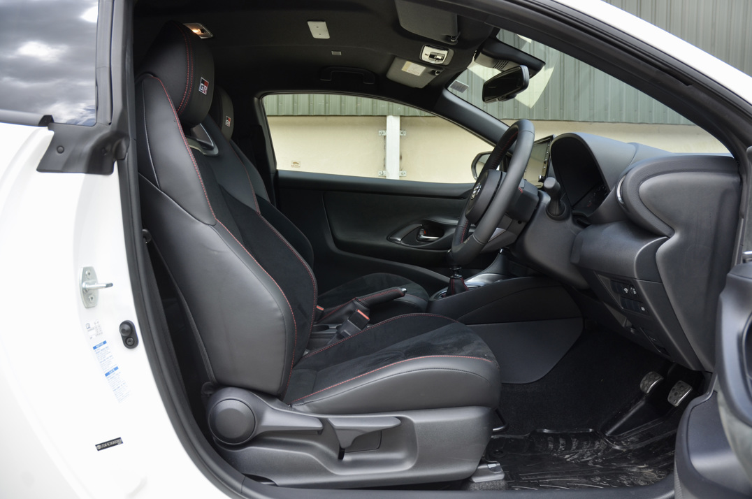 Toyota GR Yaris Circuit 4WD - Manual gallery image 32