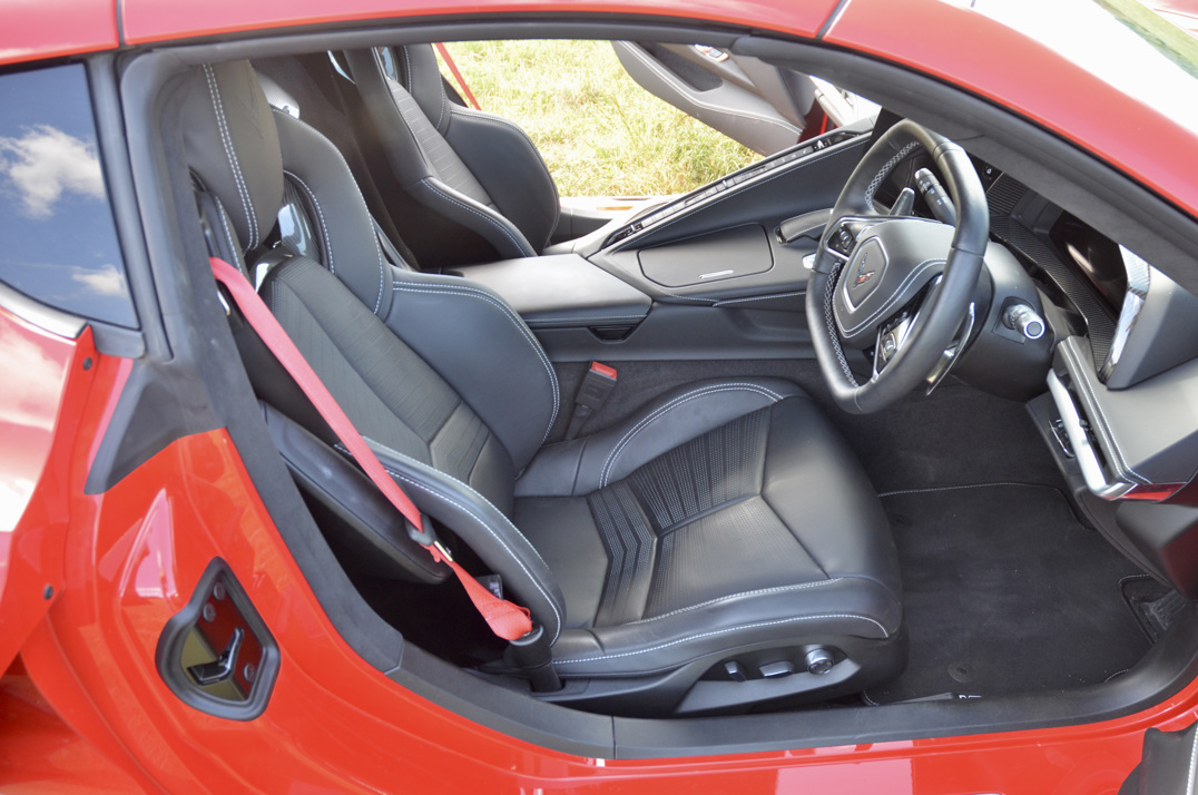 Chevrolet Corvette Stingray 6.2 V8 Auto Convertible gallery image 27