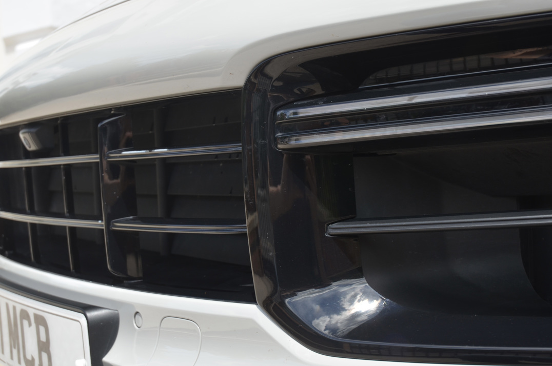 Porsche Cayenne Turbo Coupe gallery image 23