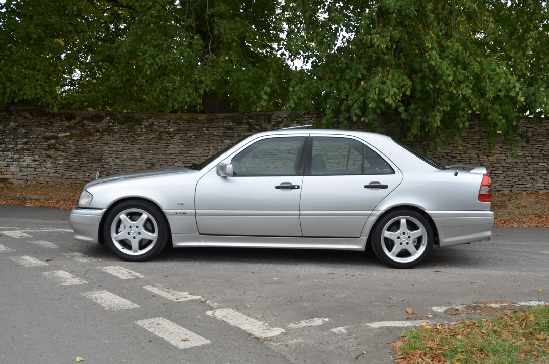 Mercedes C36 AMG W202 Saloon gallery image 9