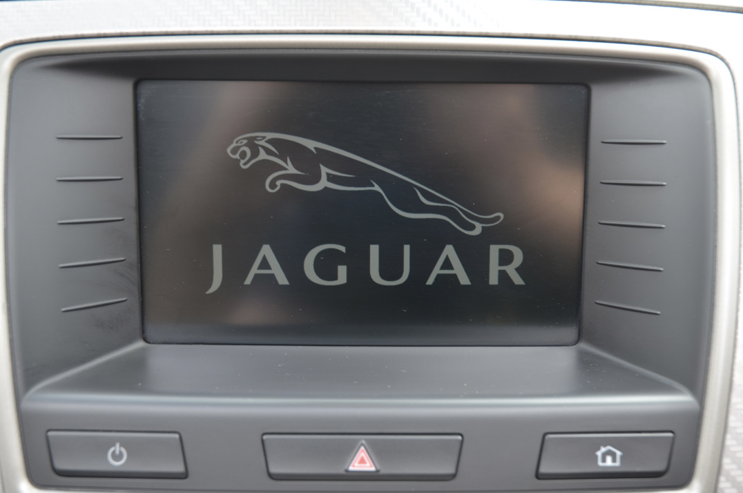 Jaguar XKR 4.2 Auto Convertible gallery image 51