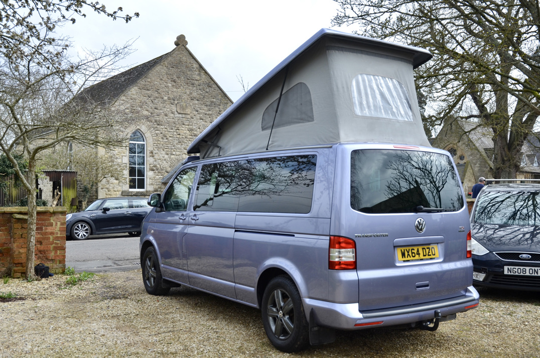 Volkswagen T30 180 4 Motion Danbury Camper. gallery image 9