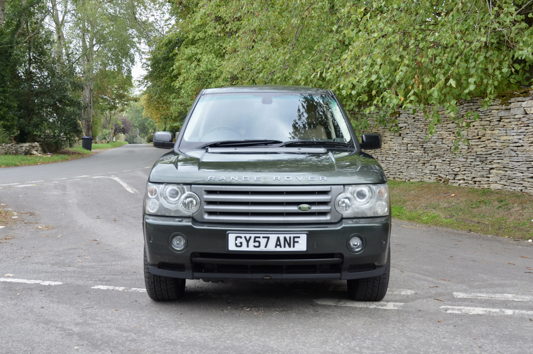 Land Rover Range Rover Vogue TDV8 gallery image 3