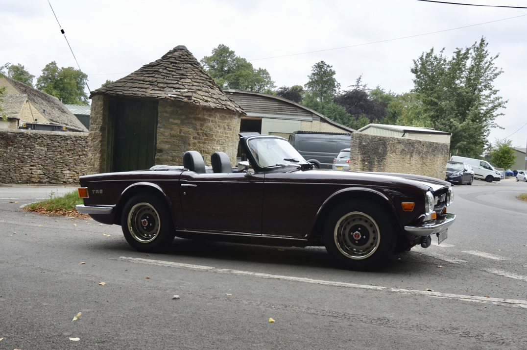Triumph TR-6 PI CP150. gallery image 8
