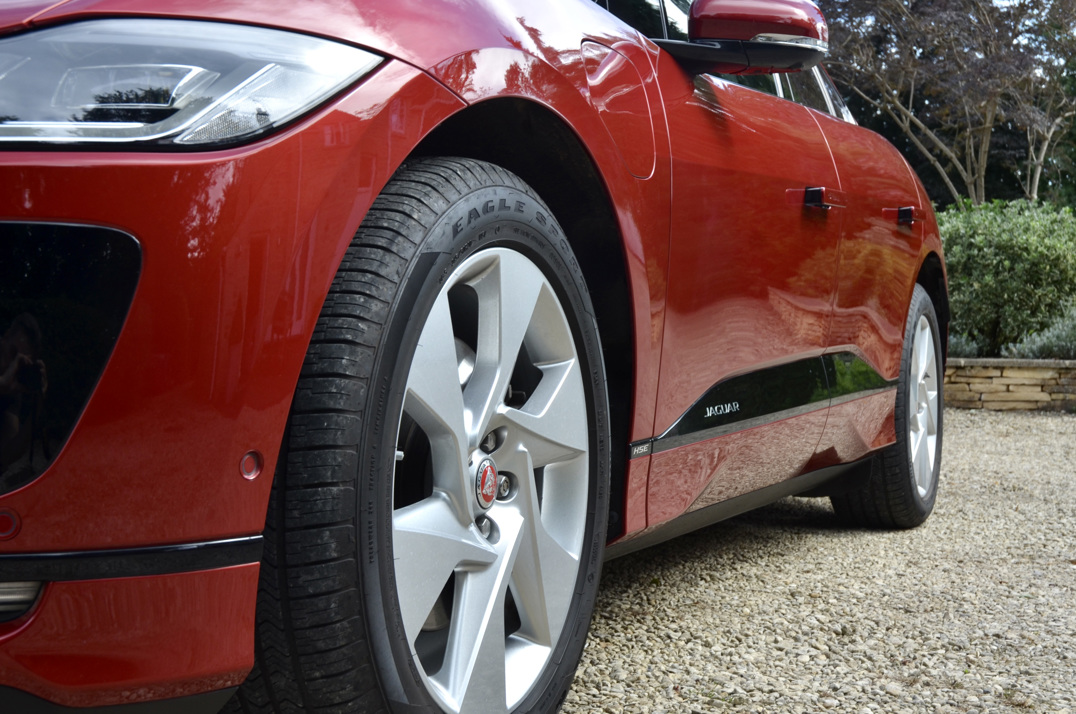 Jaguar - I Pace 400 - 90kWh HSE SUV 5dr Electric Auto 4WD (400 ps) gallery image 11