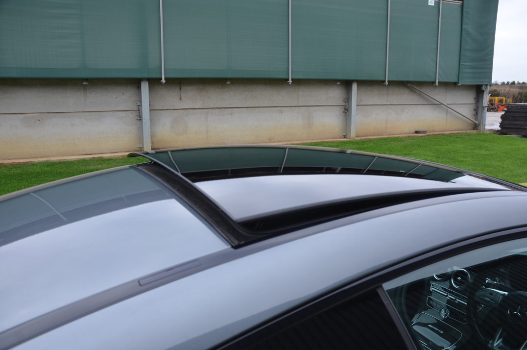 Mercedes C63 AMG 4.0 Biturbo Premium Plus. gallery image 21