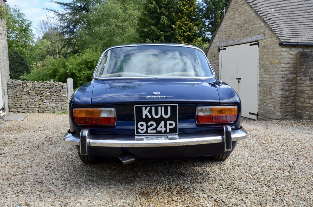 Alfa Romeo 2000 GTV Desegno Bertone gallery image 5