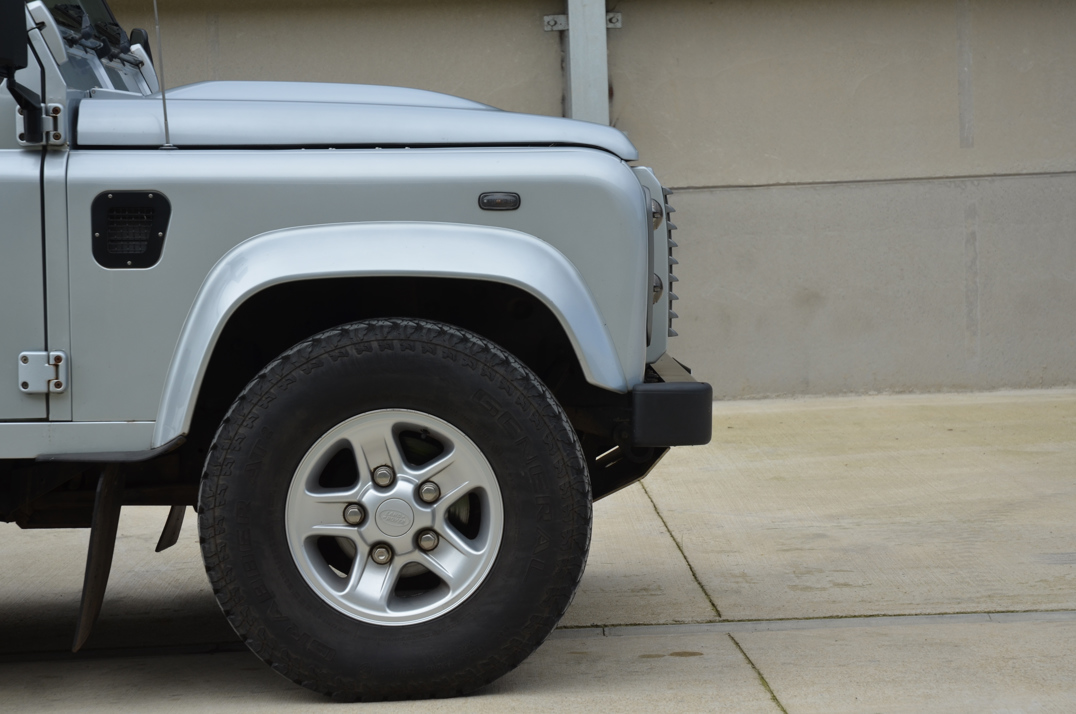 Land Rover Defender 110 XS SW / LWB. gallery image 16