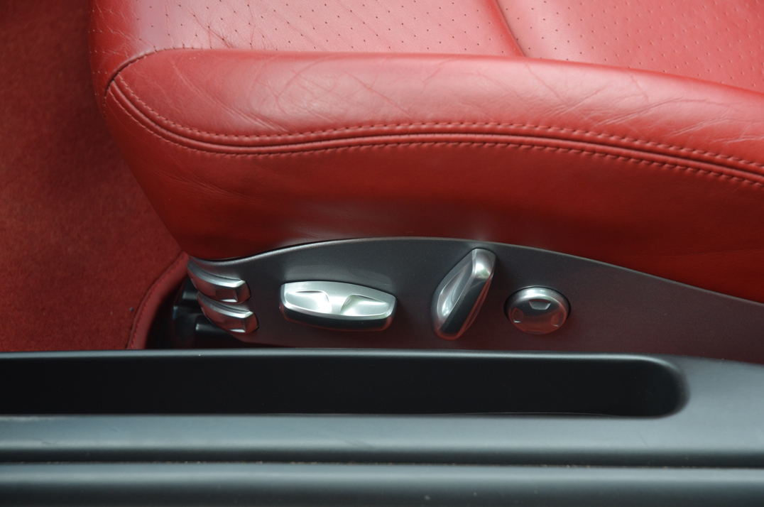 Porsche 911 Turbo Cabriolet Tip-Tronic gallery image 46