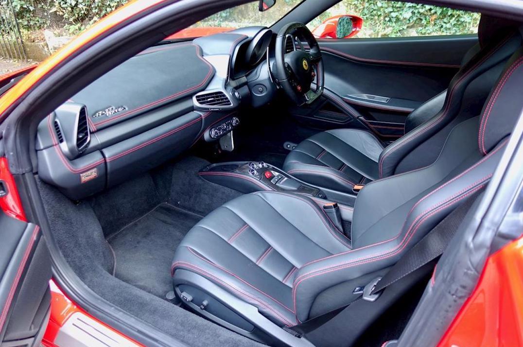 Ferrari 458 Italia gallery image 6