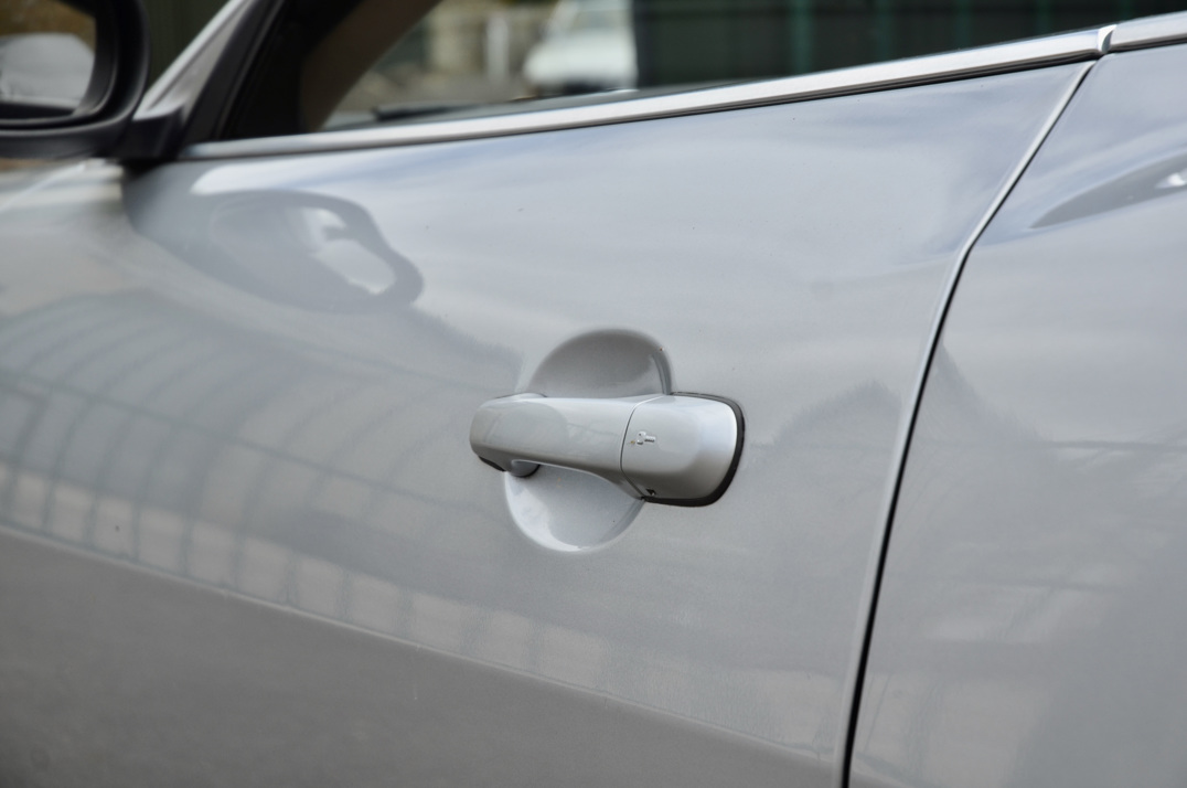 Jaguar XKR 4.2 Auto Convertible gallery image 28