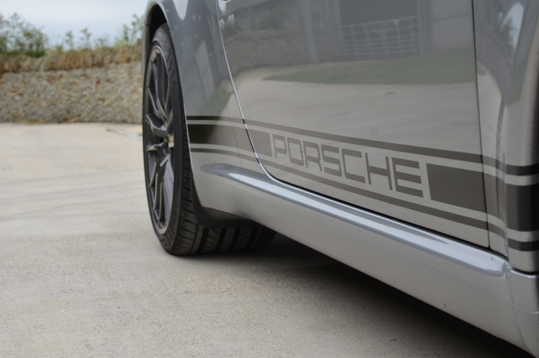 Porsche 911 Carrera S Coupe gallery image 23