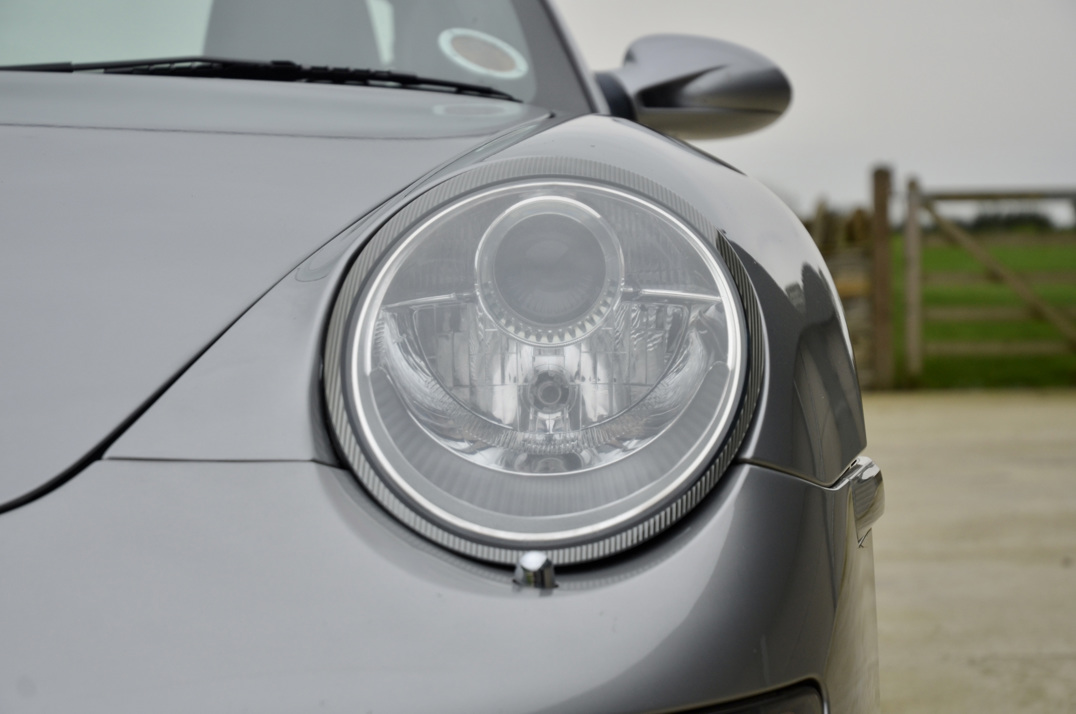 Porsche 911 Carrera S Manual gallery image 16