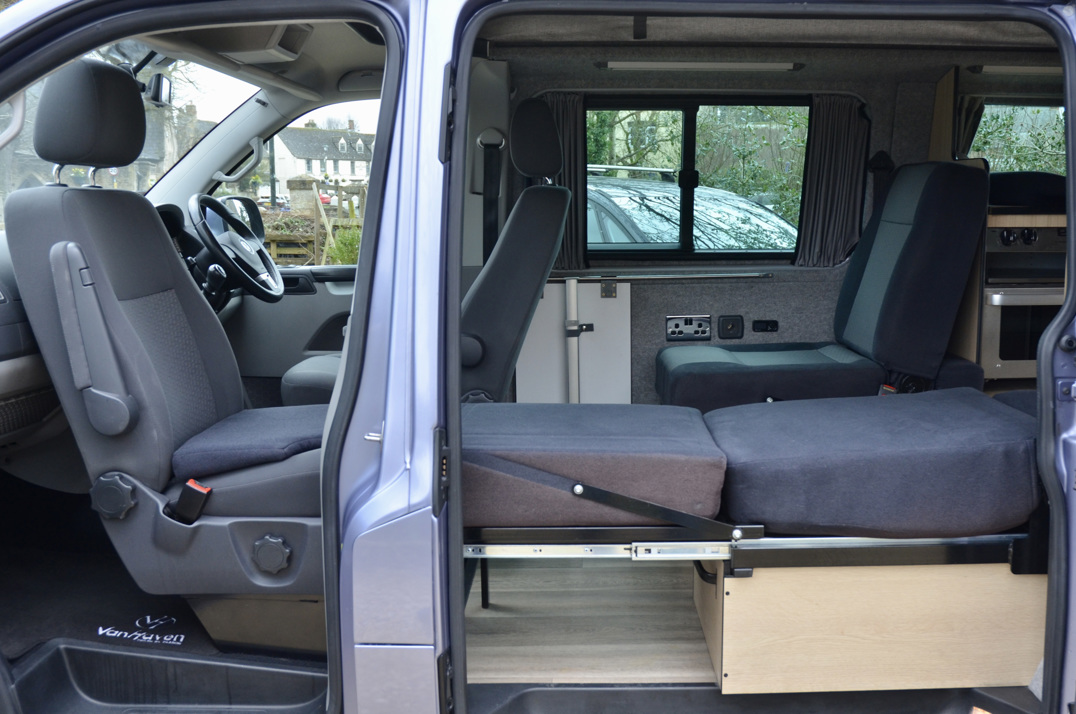 Volkswagen T30 180 4 Motion Danbury Camper. gallery image 49