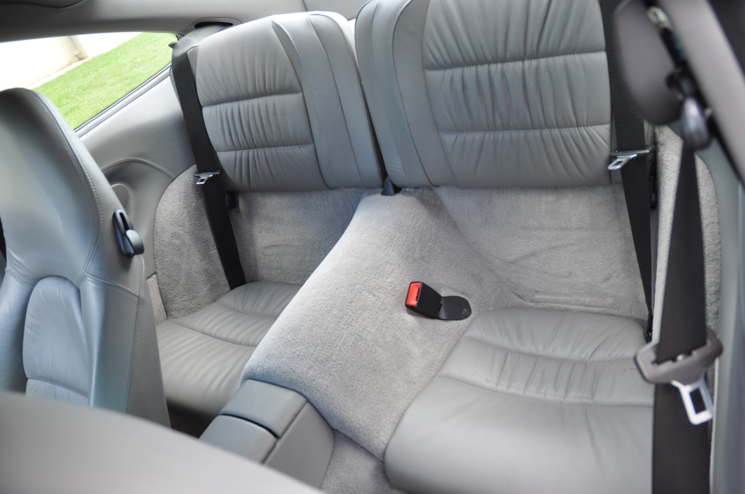 Porsche 911 996 Carrera 4 gallery image 28