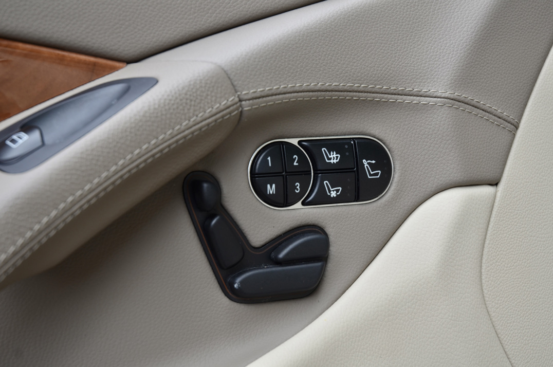 Mercedes SL 500 5.5 Auto gallery image 43