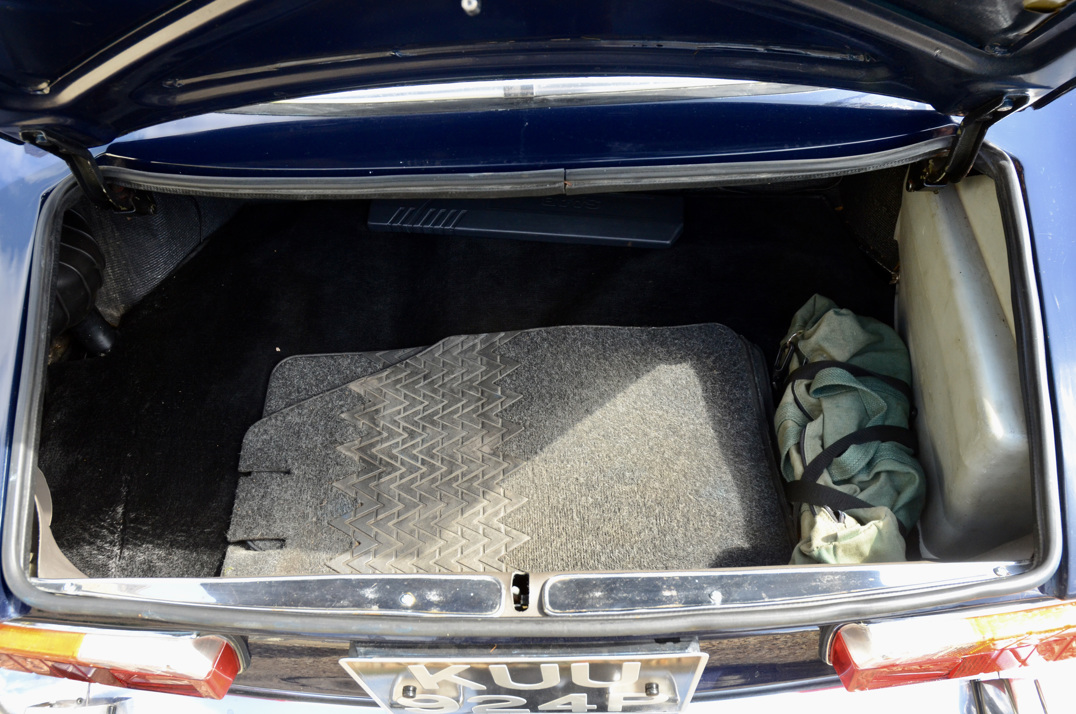 Alfa Romeo 2000 GTV Desegno Bertone gallery image 37