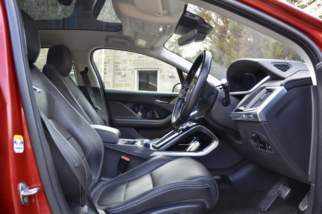 Jaguar - I Pace 400 - 90kWh HSE SUV 5dr Electric Auto 4WD (400 ps) gallery image 28