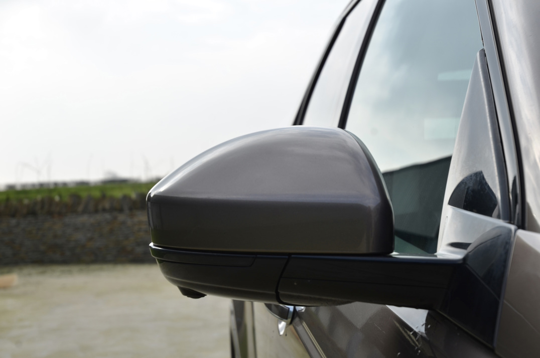 Land Rover Discovery Sport TD4 HSE Luxury. gallery image 19