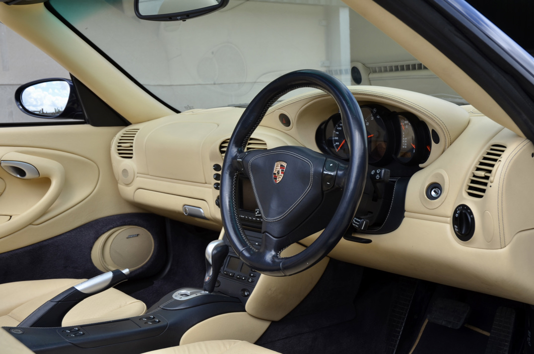 Porsche 911 (996) Carrera 4S Tiptronic Cabriolet gallery image 34