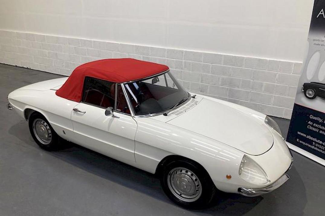 Alfa Romeo GTV gallery image 1