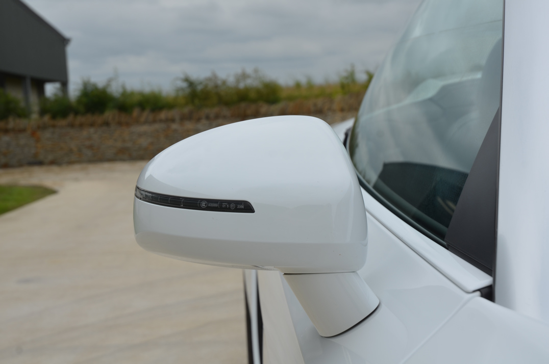 Audi R8 Spyder V8 Manul . gallery image 27