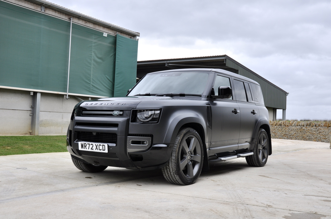 Land Rover Defender 110 Carpathian Edition 5,0 Ltr V8 Supercharged. gallery image 2