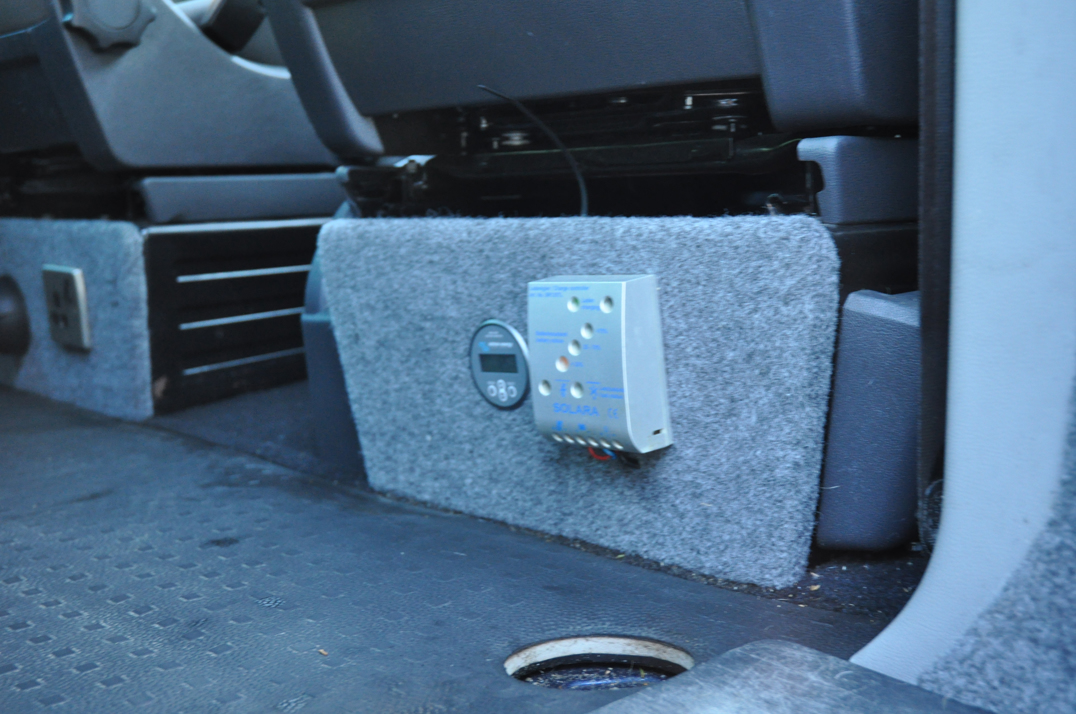 Volkswagen T5 4 Motion Kombi / Camper gallery image 24