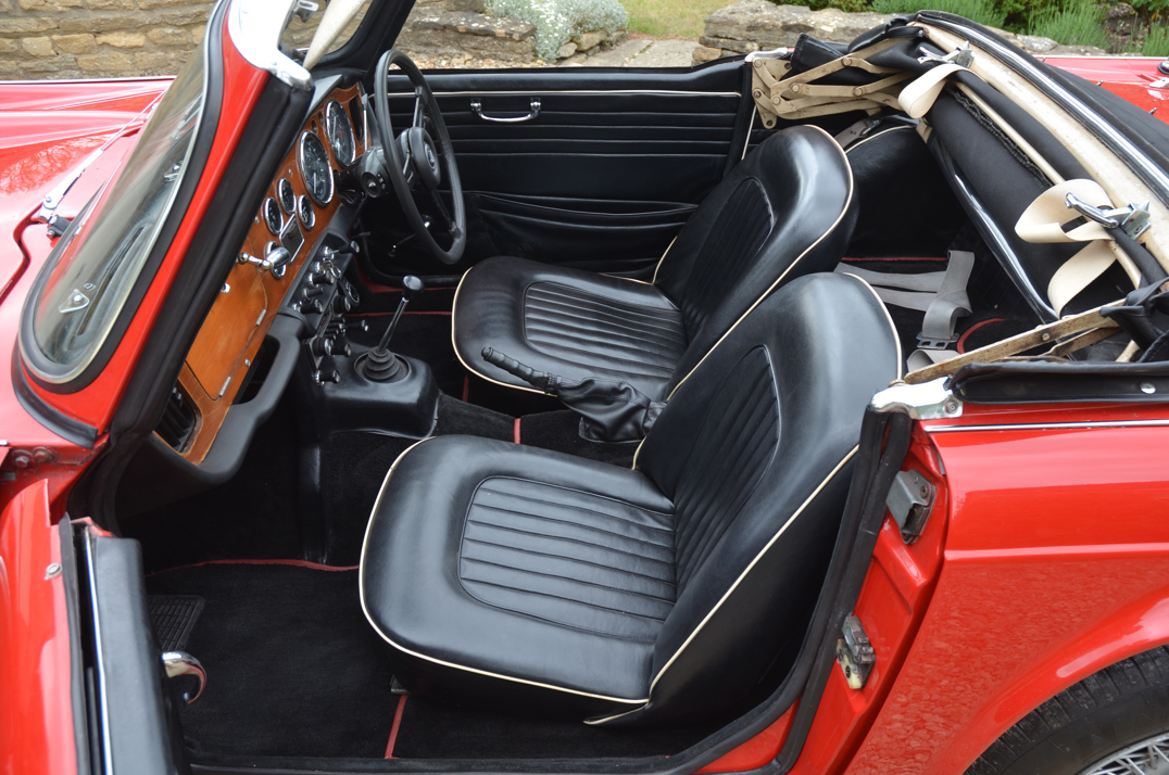 Triumph TR4A gallery image 36