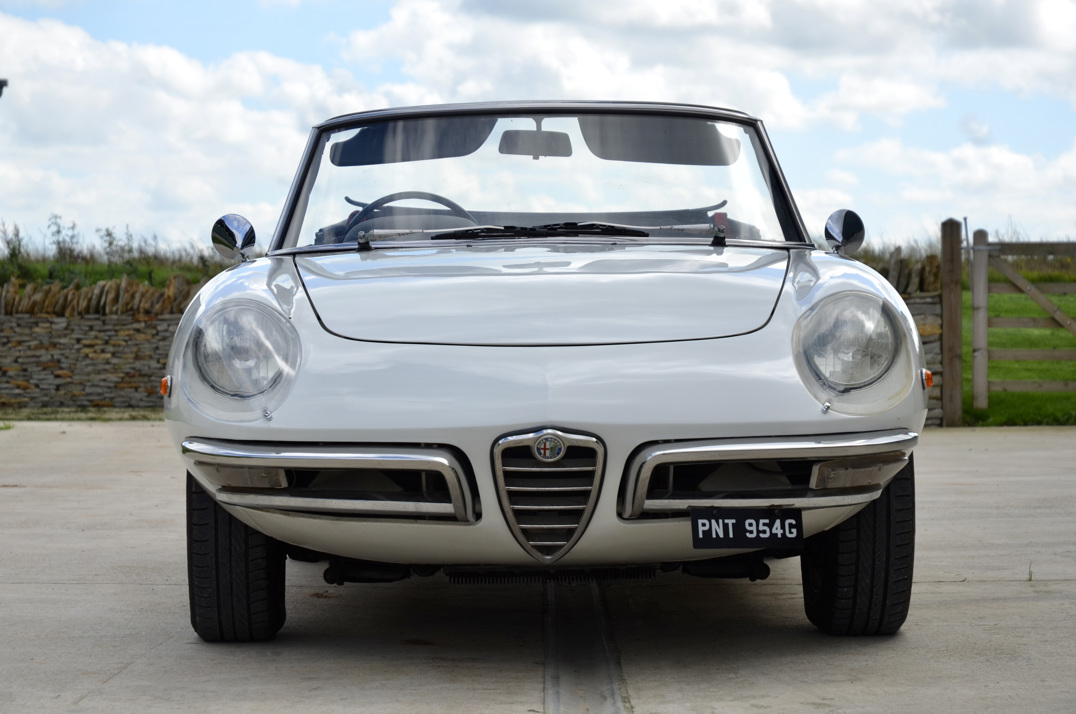 Alfa Romer 1300 Junior Spider Pininfarina. gallery image 5